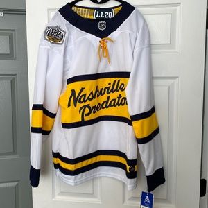 Nashville Predators Jersey. 1.1.2020 winter classic. Size large US 52.